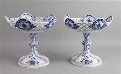 Meissen Zwiebelmuster, 2 Tafelaufsätze, - Dekorativní porcelán a stříbro