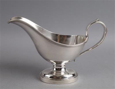 Sandrik - Sauciere, - Dekorativní porcelán a stříbro
