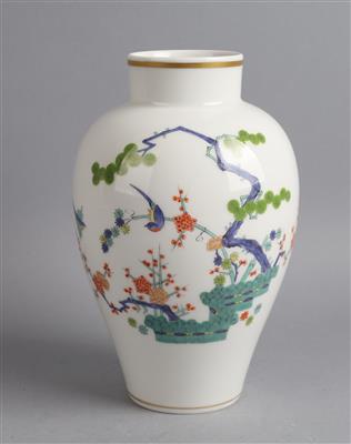 Vase mit indianischem Dekor, Meißen, um 1980, - Dekorativní porcelán a stříbro