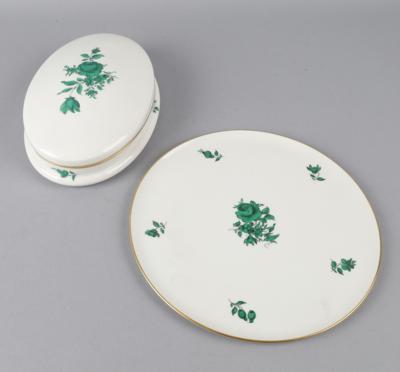 Augarten - Gugelhupfplatte Dm. 22,5 cm, ovale Deckeldose Länge 18,5 cm, - Decorative Porcelain & Silverware