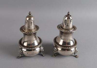 Paar englische Gewürzstreuer, - Decorative Porcelain & Silverware