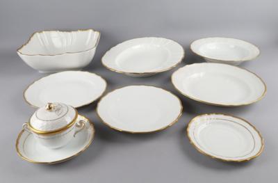 Herend Speiseserviceteile: - Decorative Porcelain and Silverware