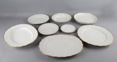 Herend Speiseserviceteile: - Decorative Porcelain and Silverware