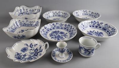 Dubi Zwiebelmuster Serviceteile, - Decorative Porcelain and Silverware