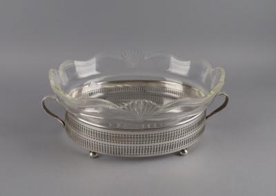 Jardiniere, - Decorative Porcelain and Silverware