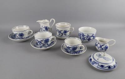 Dubi Zwiebelmuster Speise-, Tee-, Kaffee- u. Mokkaserviceteile: - Decorative Porcelain & Silverware