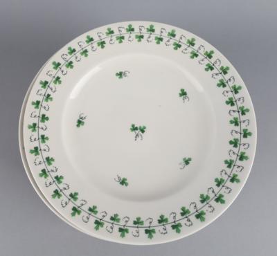 12 Teller, Kaiserl. Manufaktur, Wien 1845, - Decorative Porcelain and Silverware