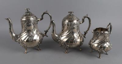 Christofle - Ofevrerie Gallia, Frankreich - dreiteilige Kaffee und Teegarnitur, - Decorative Porcelain and Silverware