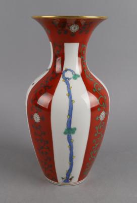 Herend Vase, - Decorative Porcelain and Silverware