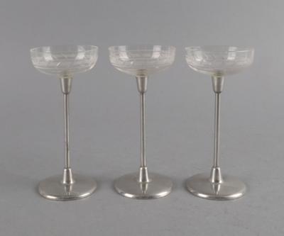 Drei Likörgläser, Firma Filzamer, Wien X, für die 'Erste Internationale Jagdausstellung Wien 1910' - Decorative Porcelain & Silverware