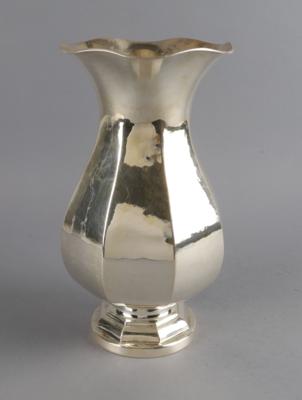Italienische Vase aus Silber mit Hammerschlagdekor, Greggio, Padua, nach 1968 - Tischlein deck dich!
