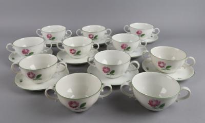 Augarten - 11 Bouillontassen mit 11 Untertassen, - Decorative Porcelain & Silverware