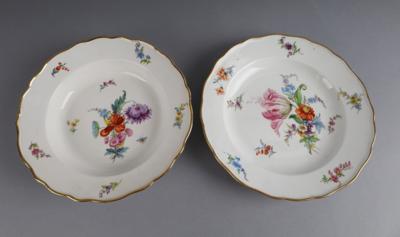 Meissen - 1 Suppen-, 1 Speiseteller, - Antiquariato