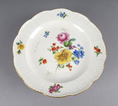 Meissen - 4 Teller Dm. 24,5 cm, - Decorative Porcelain & Silverware