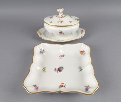 Meissen Sauciere mit Deckel und fixem Untersatz, 1 eckige Schale, - Decorative Porcelain & Silverware