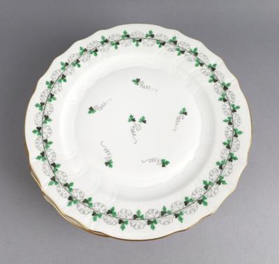 Herend - 7 Speiseteller Dm. 26 cm, - Decorative Porcelain & Silverware