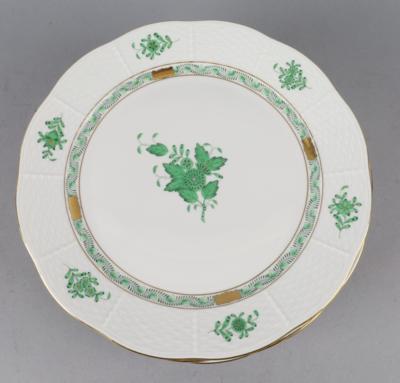 Herend - 8 Speiseteller, - Decorative Porcelain & Silverware