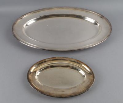 Zwei ovale Tablette, - Decorative Porcelain & Silverware