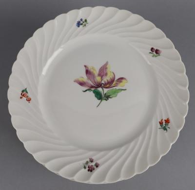 12 Speiseteller mit Blumendekor, Nymphenburg 1912-1975 - Starožitnosti