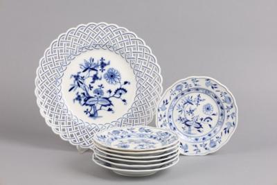 Serviceteile Zwiebelmuster, Meissen 1815-1888 - Decorative Porcelain & Silverware