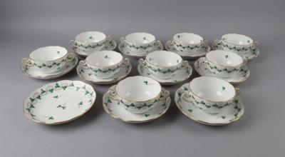 Herend - 10 Bouillontassen mit 11 Untertassen, - Decorative Porcelain and Silverware