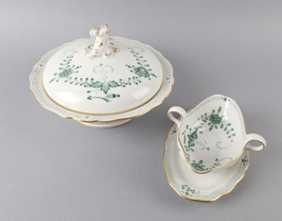 Meissen - 1 Deckelschüssel, 1 Sauciere, - Decorative Porcelain and Silverware