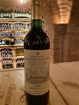 1996 Château La Mission Haut-Brion Cru Classé de Graves Pessac-Leognan - Die große Dorotheum Weinauktion powered by Falstaff