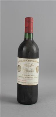 1975 Château Cheval Blanc  Premier Grand Cru Classé A, Saint-Émilion, Bordeaux - Die große Oster-Weinauktion powered by Falstaff