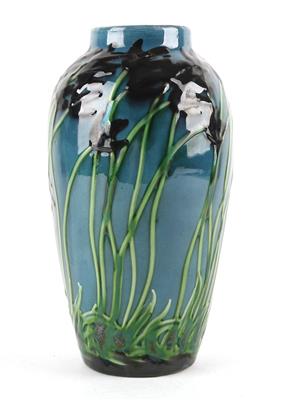 Max Läuger, vase with tulips, - Jugendstil and 20th Century Arts and Crafts