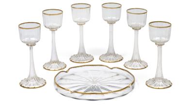 Six wine glasses and a round tray, - Jugendstil e arte applicata del XX secolo