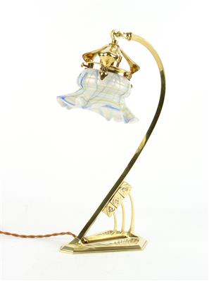 Tischlampe mit Glasschirm von Pallme, König  &  Habel, Kosten, um 1905, - Jugendstil und Kunsthandwerk des 20. Jahrhunderts