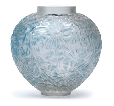 Vase "Gui", René Lalique, Wingen-sur-Moder, Entwurf 1920, - Jugendstil und Kunsthandwerk des 20. Jahrhunderts