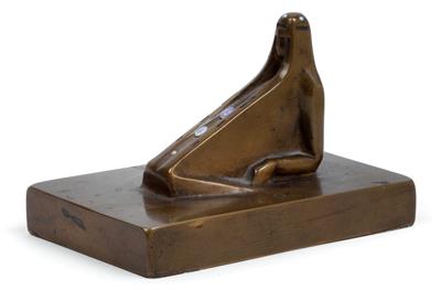 Wilhelm Andreas, paperweight with recumbent stylised female figure, - Secese a umění 20. století