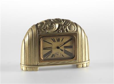 A small Art Nouveau table clock, c. France, 1920 - Jugendstil e arte applicata del XX secolo