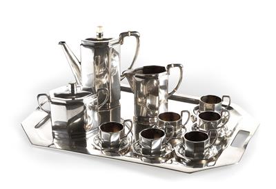 A silver service (16 pieces), Vienna, before 1922, consisting of: tray with two handles, coffee pot, milk jug, sugar bowl with cover and 6 mocha cups with saucers - Jugendstil e arte applicata del XX secolo