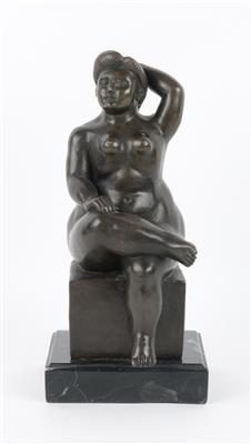 sitzende Frauenfigur, spätere Ausführung nach einem Entwurf von F. Botero - Secese a umění 20. století