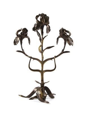 dreiarmiger Kerzenleuchter aus Bronze in Lilienform, um 1900 - Jugendstil and 20th Century Arts and Crafts