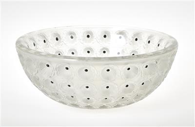 A bowl "Nemours", René Lalique, Wingen-sur-Moder, designed on 11 January 1929 - Jugendstil e arte applicata del XX secolo