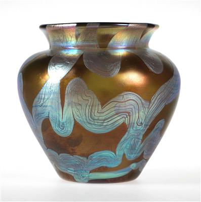 A vase, Johann Lötz Witwe, Klostermühle, 1900 - Secese a umění 20. století