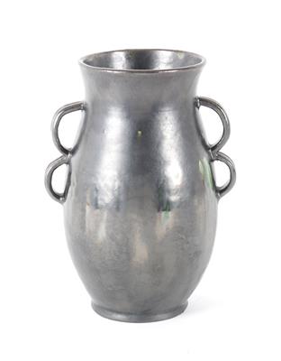 Art-Déco Vase mit jeweils zwei Doppelhenkeln, Modellnummer: 10058, Ausführung: Firma Wienerberger - Secese a umění 20. století