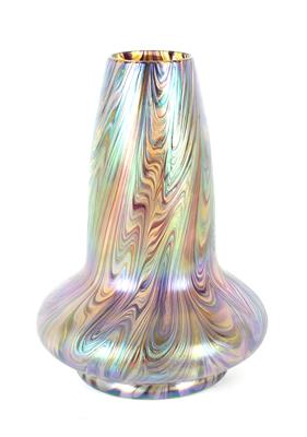 Vase, Wilhelm Karlik Sohn, Eleonorenhain, Form und Dekor: um 1900 - Jugendstil e arte applicata del XX secolo