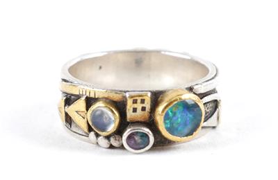 Linda Ladurner (geb. 1954), Ring, Frankreich, 1988 - Jugendstil e arte applicata del XX secolo