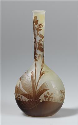 Vase mit Irisdekor, Emile Gallé, Nancy, um 1914 - Jugendstil u. Kunsthandwerk d. 20. Jahrhunderts