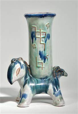 Vase mit Sockel in Form eines Esels, um 1920/30 - Jugendstil u. Kunsthandwerk d. 20. Jahrhunderts