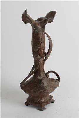 Florale Vase "L'Amour - La Vie", um 1900 - Kleinode des Jugendstils & angewandte Kunst des 20. Jahrhunderts