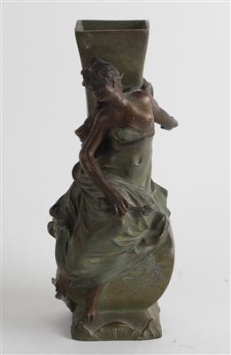 Virgile Morey, Vase mit Frauenfigur, die einen Liebespfeil in der Hand trägt, um 1900 - Jugendstil e arte applicata del XX secolo