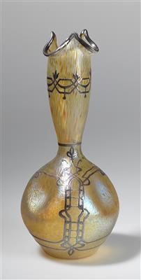 Vase mit galvanoplastischem Silberdekor, Johann Lötz Witwe, Klostermühle, 1898 - Jugendstil e arte applicata del XX secolo
