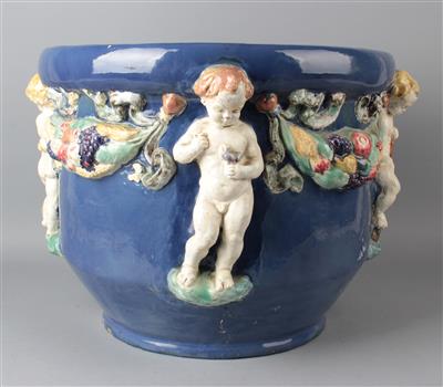 Großer Übertopf mit Putti und Girlanden, E. Geiger, um 1910/20 - Jugendstil e arte applicata del XX secolo