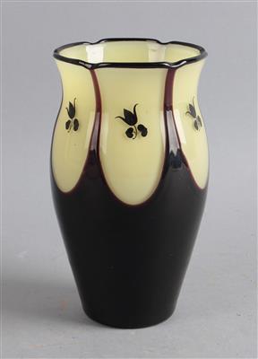 Vase, Johann Lötz Witwe, Klostermühle, 1921 - Jugendstil and 20th Century Arts and Crafts