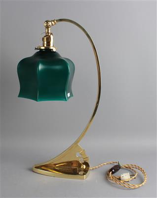 Tischlampe mit Lampenfuß und Formation des Wappens der Stadt Wien und mit Art Déco Lampenschirm im Stil der 1930er Jahre - Kleinode des Jugendstils und angewandte Kunst des 20. Jahrhunderts